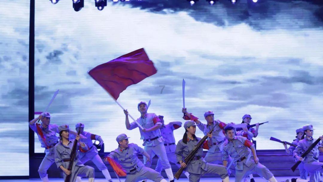 县委常委班子召开学习贯彻习近平新时代中国特色社会主义思想主题教育专题民主生活会