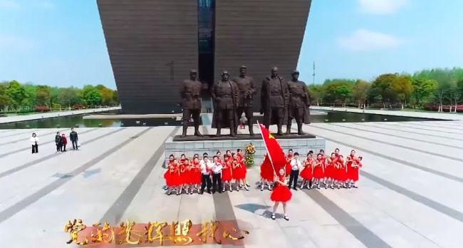 穿越遗弃的森林